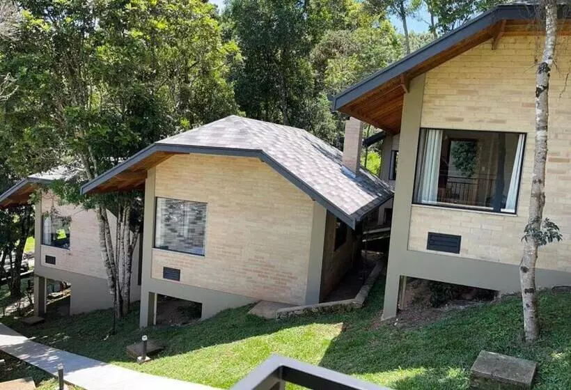 پانسیون Chalé 3 Em Monte Verde   Villagio Moriá