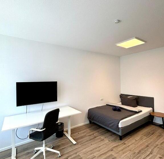 פנסיון Check In By Beone