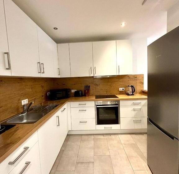 פנסיון Check In By Beone