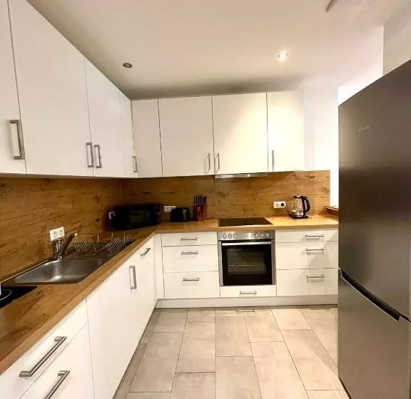 Majatalo Check In By Beone