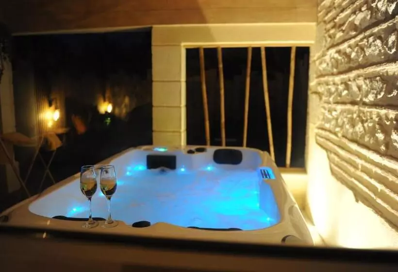 Majatalo L Alcôve D Aliénor