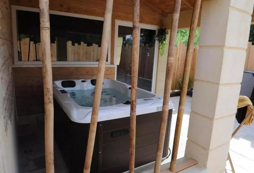 Majatalo L Alcôve D Aliénor