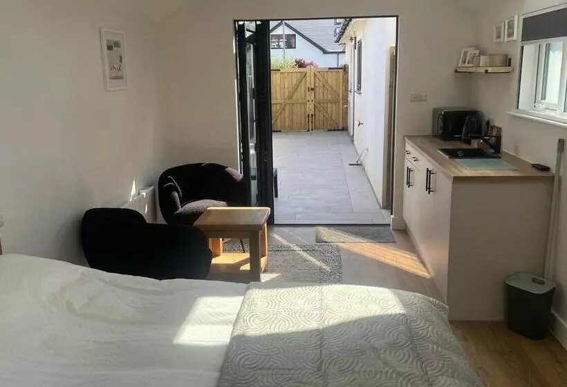 ペンション Mudeford Retreat