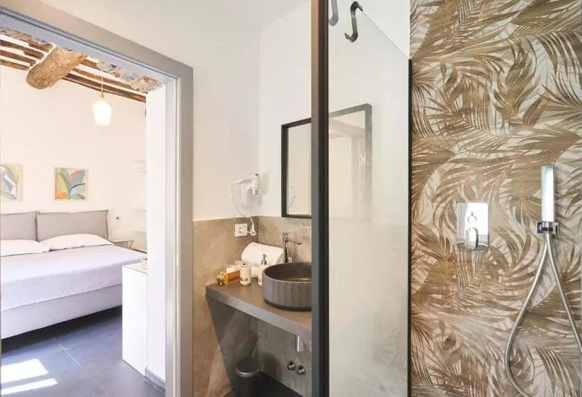 پانسیون New Moon Del Prione