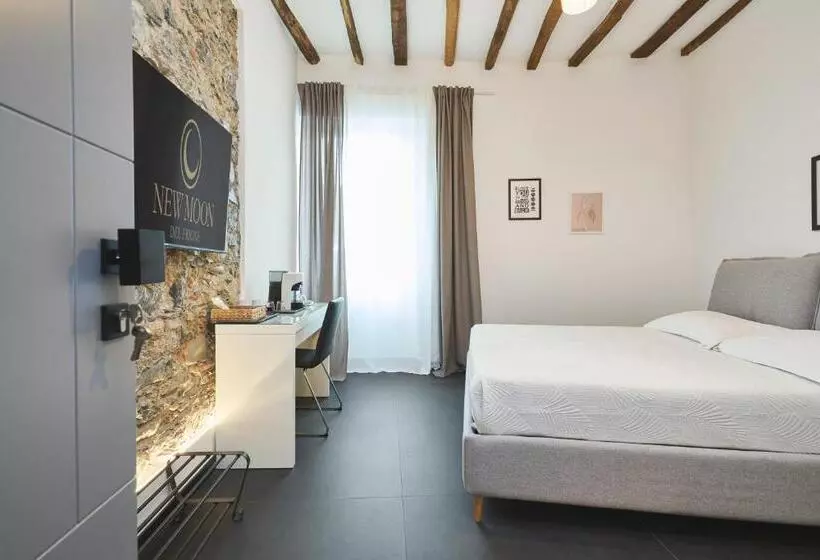 پانسیون New Moon Del Prione