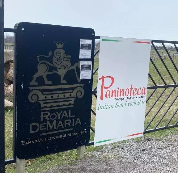 ペンション Royal Bnb
