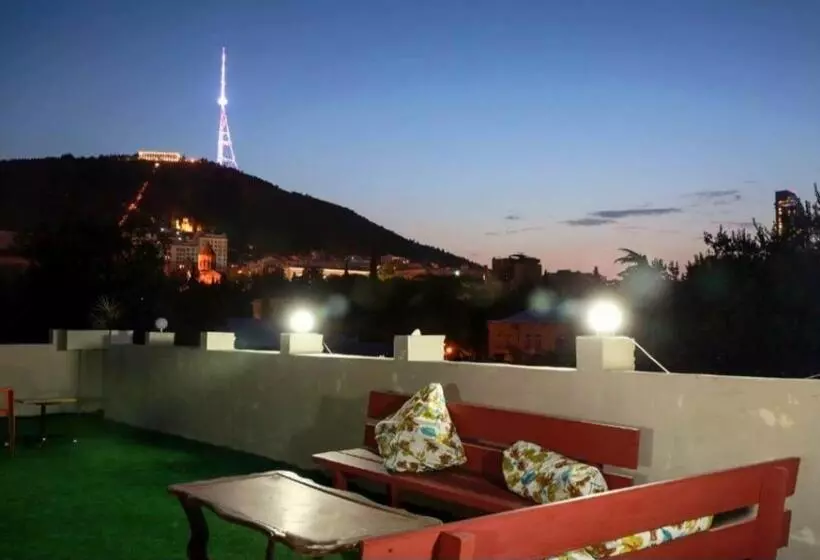 پانسیون Terrace On Orbeliani