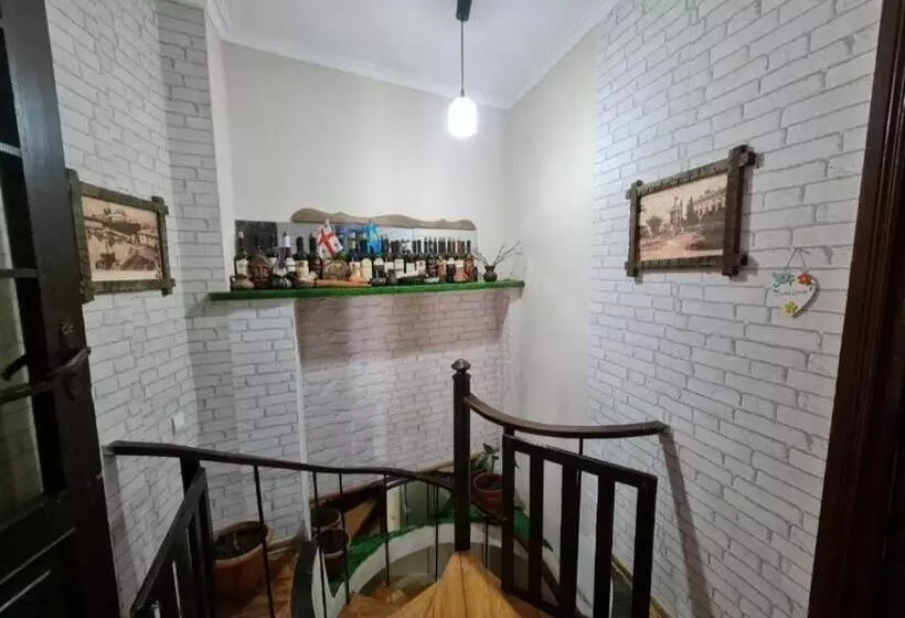 پانسیون Terrace On Orbeliani