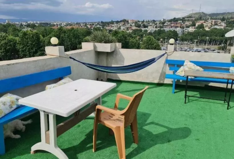پانسیون Terrace On Orbeliani