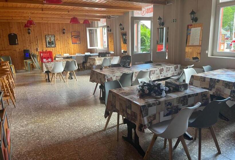 膳宿费 Tifani Szálló