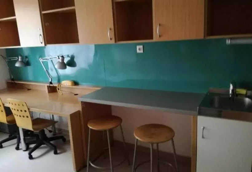 Springfield Private Hostel