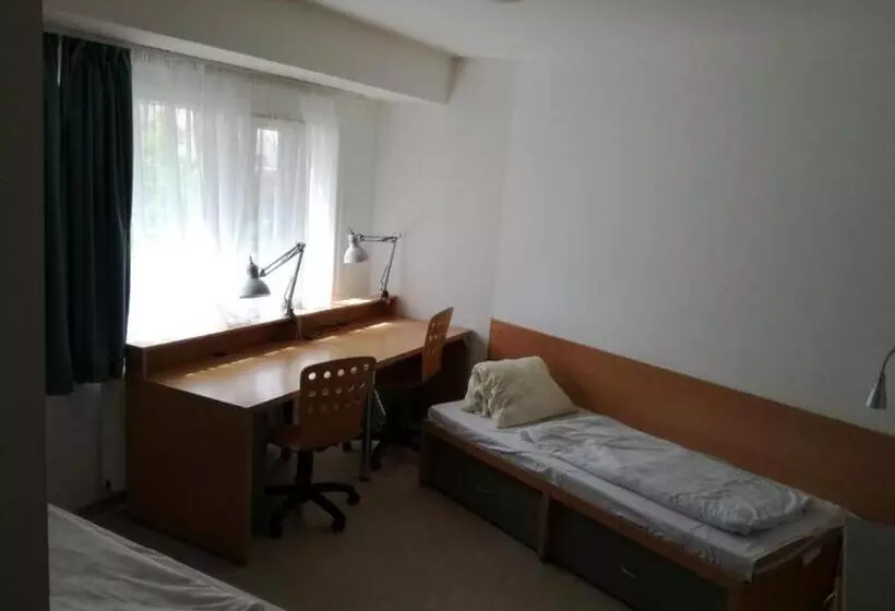 Springfield Private Hostel