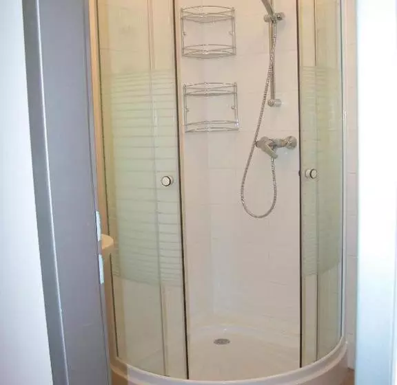 Springfield Private Hostel