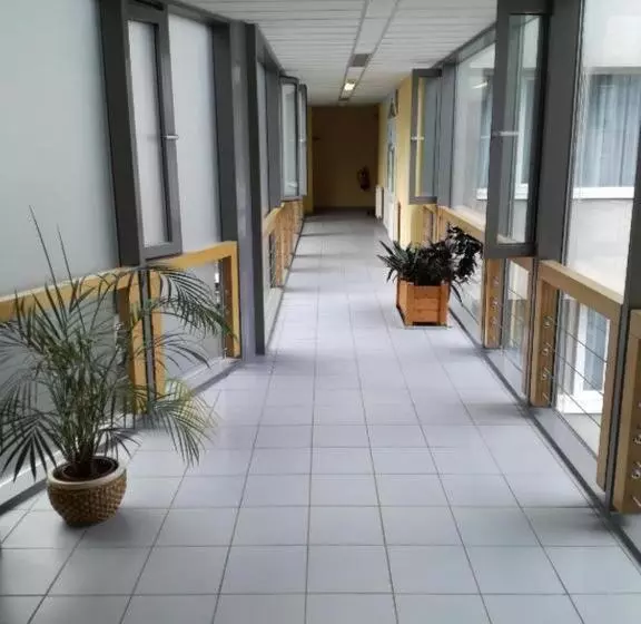 Springfield Private Hostel