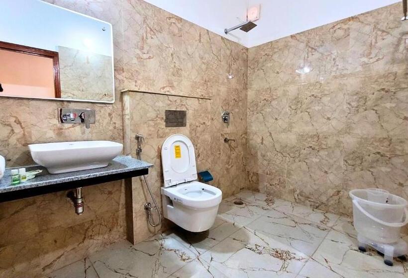 The Greenwich Resort