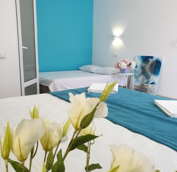 هاستل Zatokas Sun Club