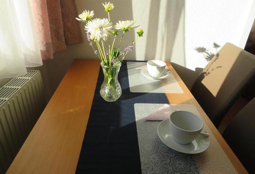 مبيت وإفطار Haus Irmi