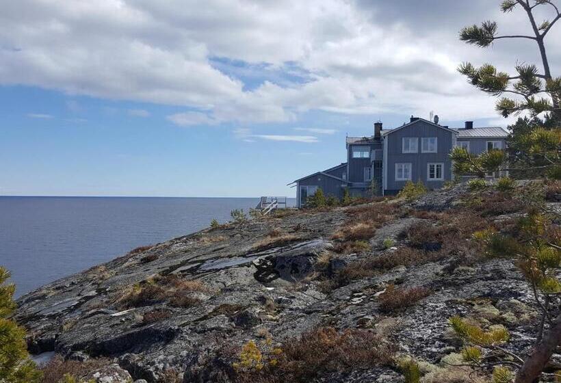 تختخواب و صبحانه Lotsstugan I Härnösand