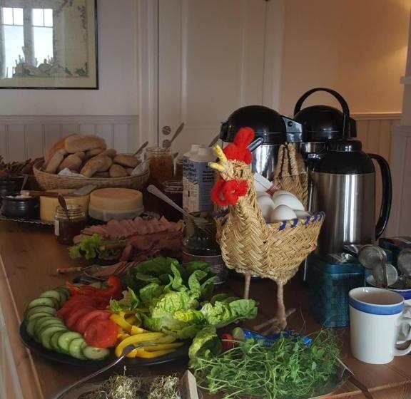 تختخواب و صبحانه Lotsstugan I Härnösand