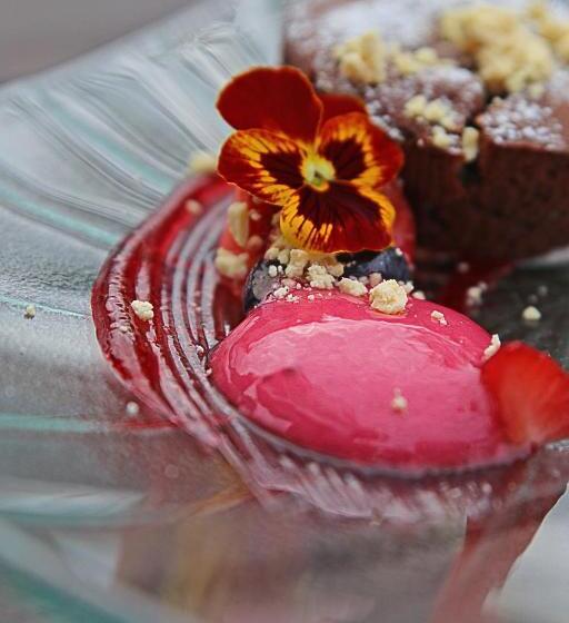 تختخواب و صبحانه Villa Huvila