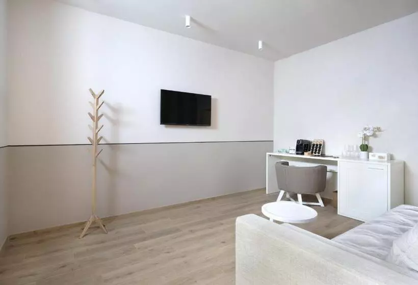 تختخواب و صبحانه Villa Il Platano