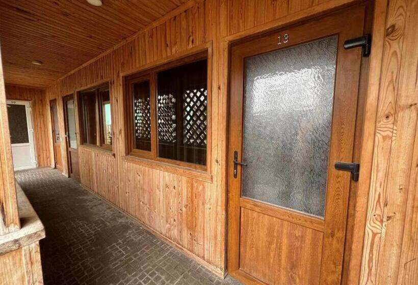 호텔 готельно офісний комплекс Liz