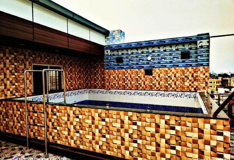 Hotel Bhagirath Palace