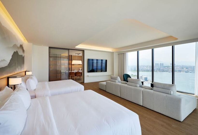 Hotel Homm Marina Sokcho Part Of Banyan Group