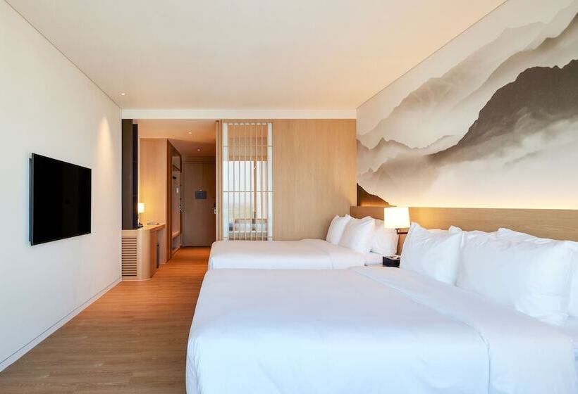 Hotel Homm Marina Sokcho Part Of Banyan Group