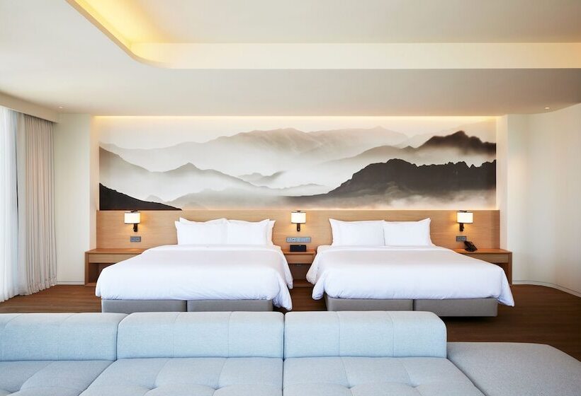 Hotel Homm Marina Sokcho Part Of Banyan Group