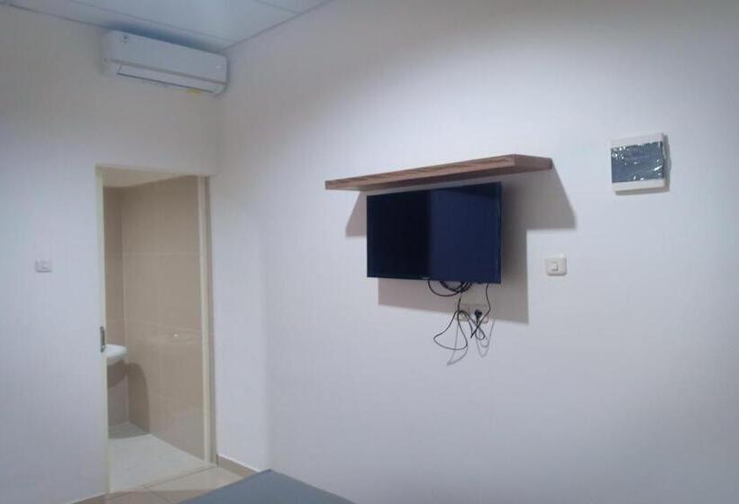 Hotel Oyo Life 2624 Ibma Life