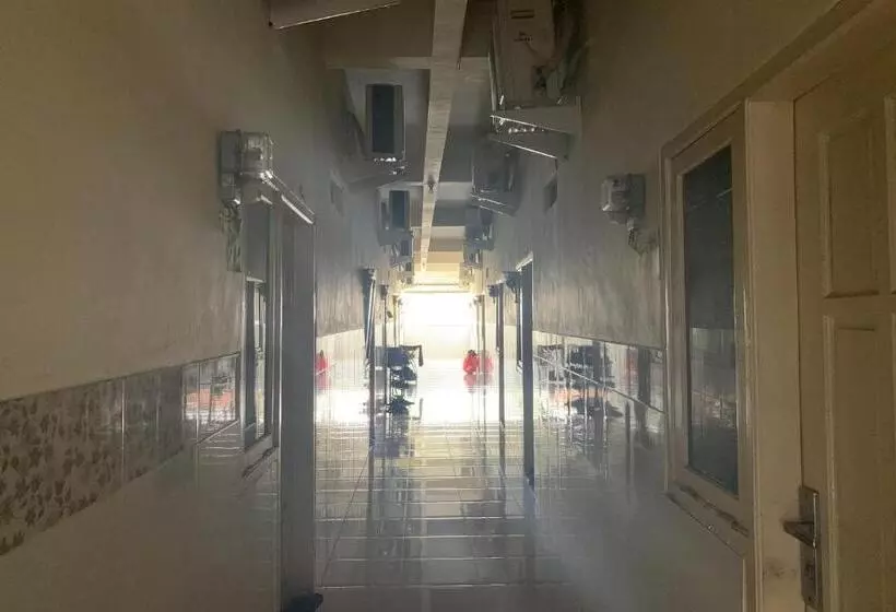 Hotelli Oyo Life 2624 Ibma Life