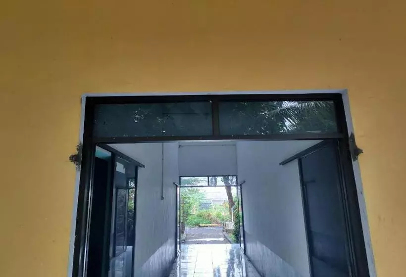 Hotelli Oyo Life 2624 Ibma Life