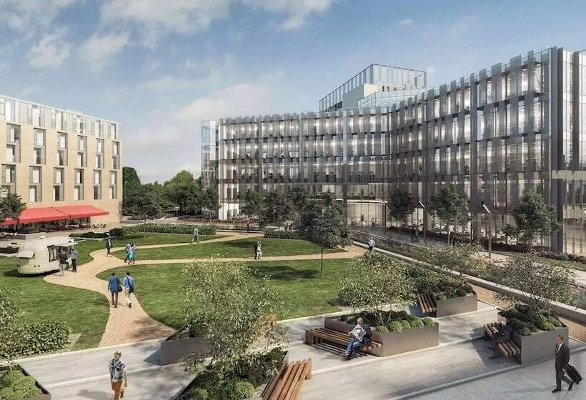 ホテル Radisson Red Galway