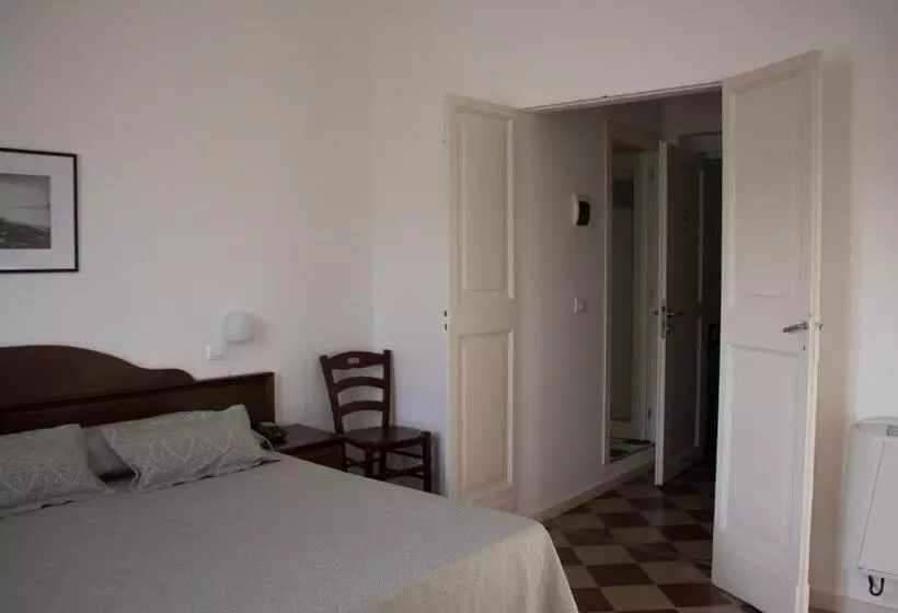 ホテル Villa Arlini