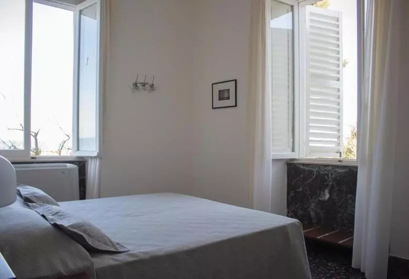 ホテル Villa Arlini