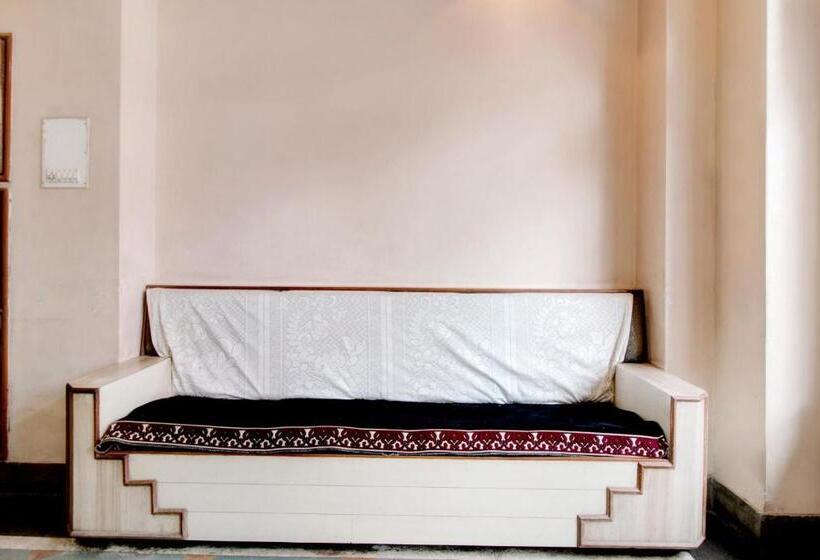 호텔 Spot On Sonika