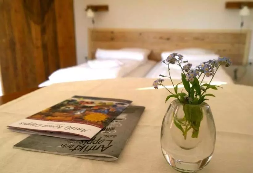 ペンション Art Residence