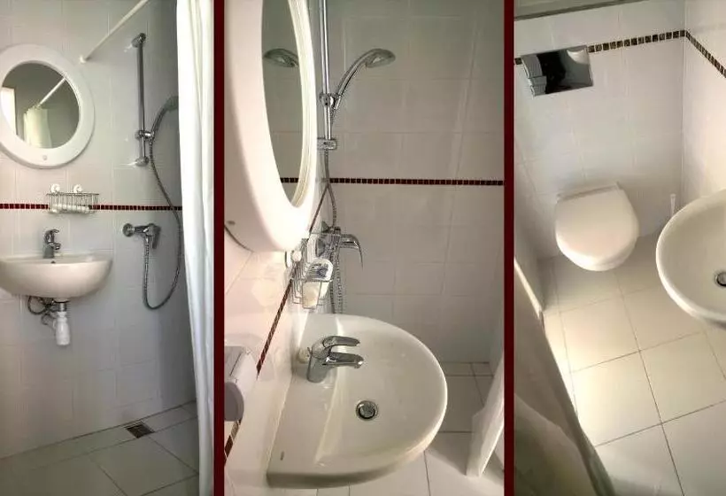 ペンション Art Residence