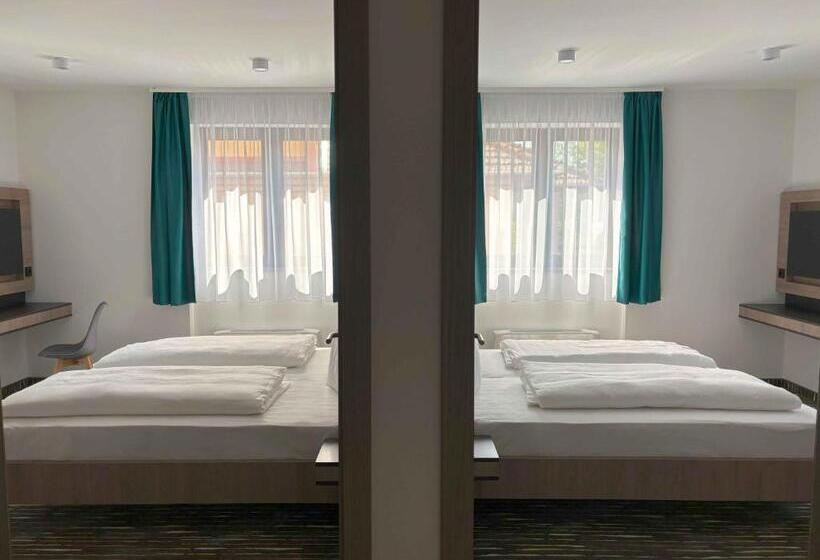 Пансион Avarka