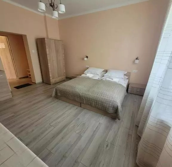 Majatalo Azta Central Apartments