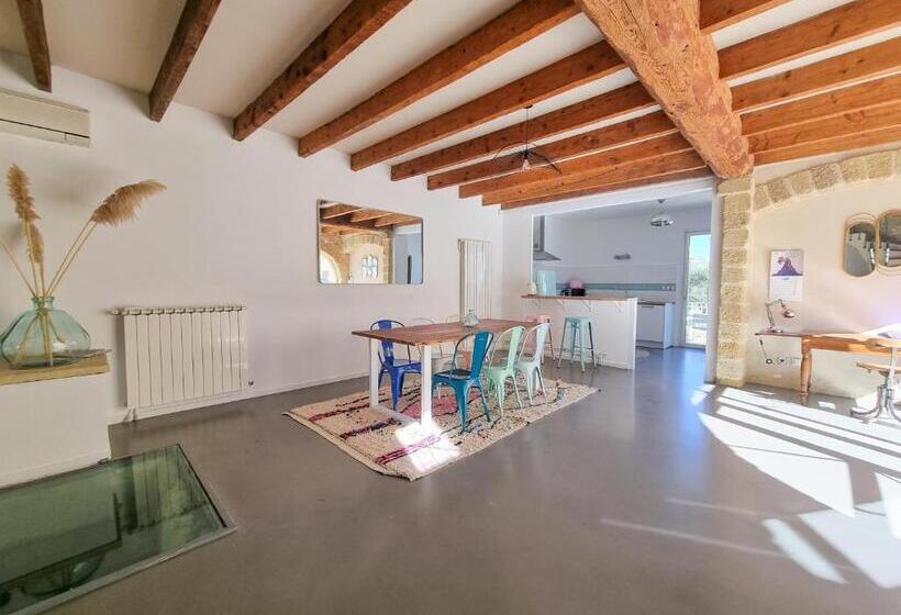 Пансион Domaine En Pierre Avec Piscine Et Jacuzzi Au Mas Lucia