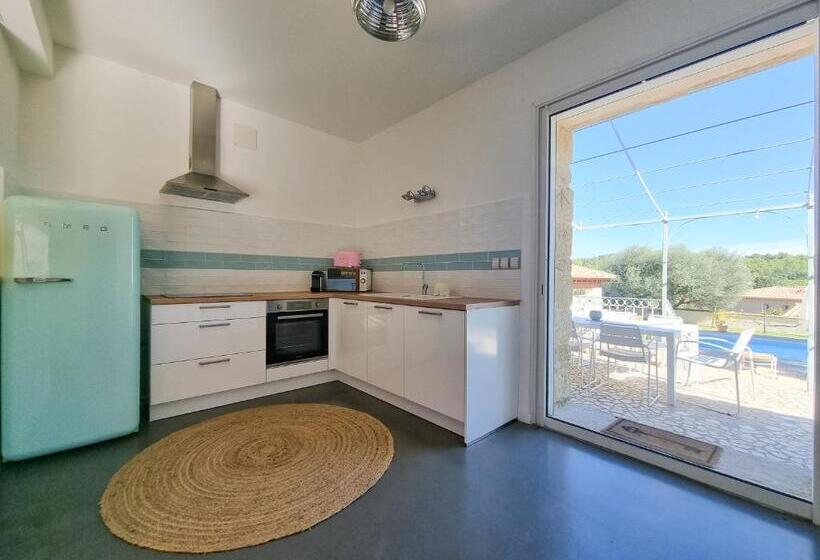 Пансион Domaine En Pierre Avec Piscine Et Jacuzzi Au Mas Lucia