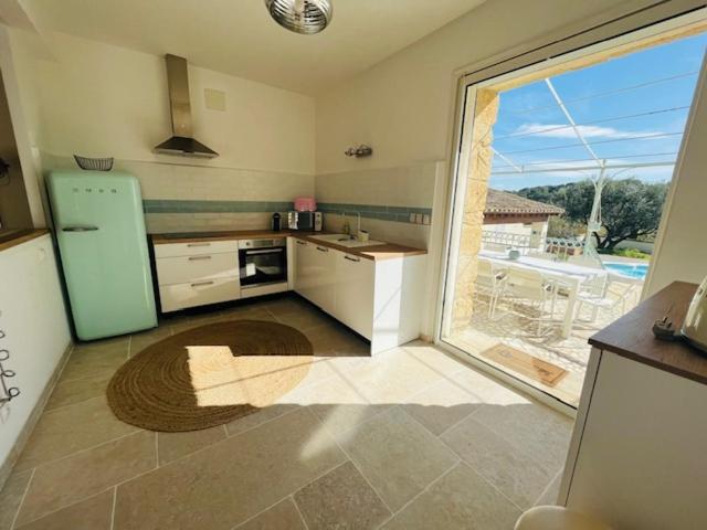 Пансион Domaine En Pierre Avec Piscine Et Jacuzzi Au Mas Lucia