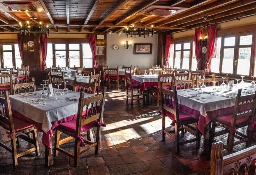 Majatalo Hostal El Ventorro