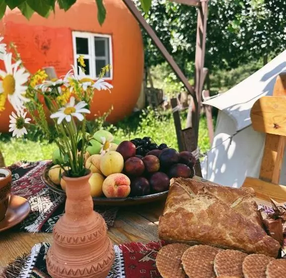 Majatalo Hovek Guest House