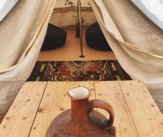 Majatalo Hovek Guest House