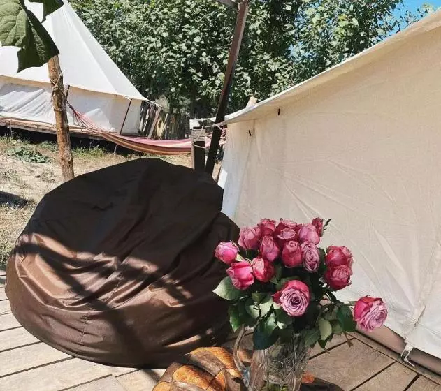 Majatalo Hovek Guest House