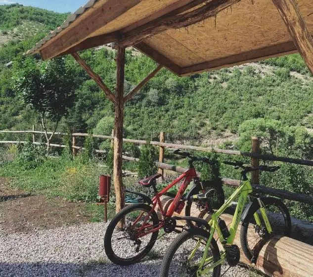 Majatalo Hovek Guest House