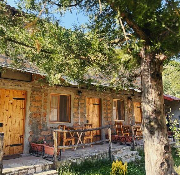 Pensão Hovek Guest House